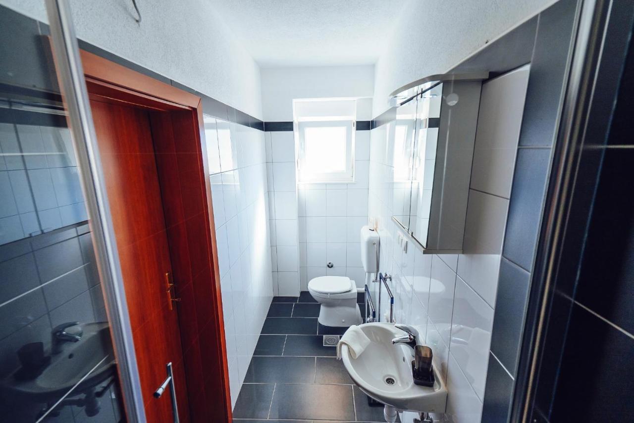 Apartmani Simundic Trogir Exteriör bild