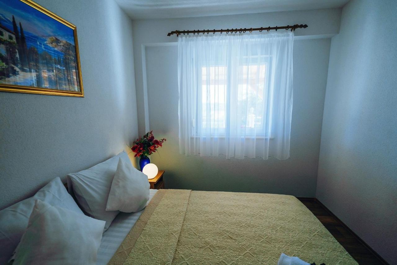 Apartmani Simundic Trogir Exteriör bild