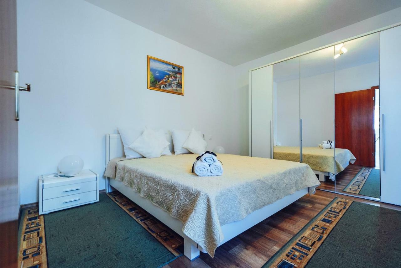Apartmani Simundic Trogir Exteriör bild